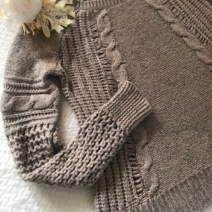 AMERICAN EAGLE OUTFITTERS OPEN KNIT TAN SWEATER S